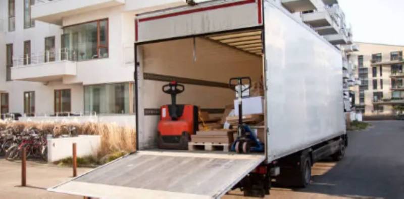 Service de réparation de hayon élévateur sur camion à Langon